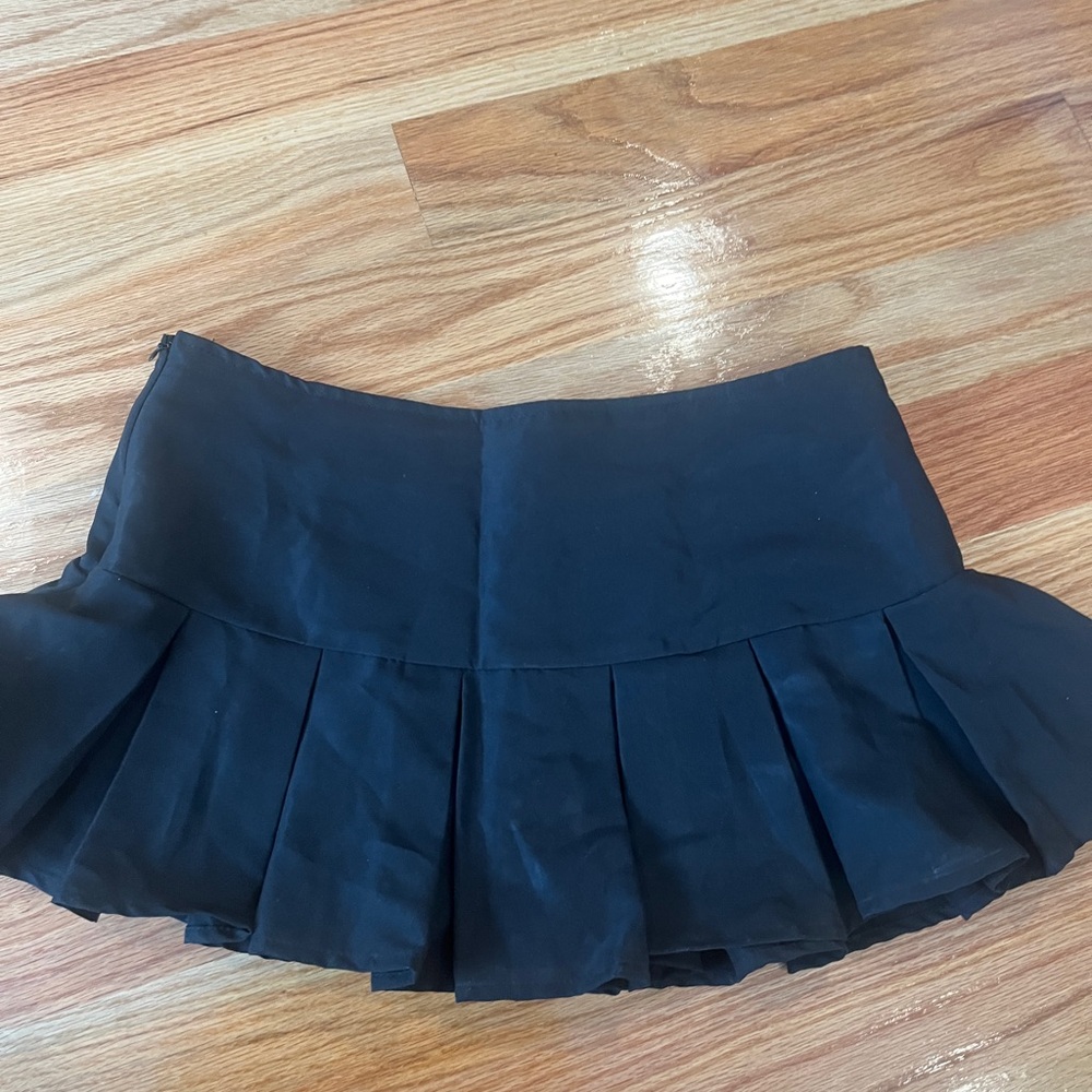 black mini skirt with shorts built in